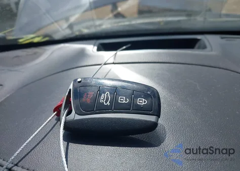 2015 Hyundai Genesis 3.8 из США, поврежденный, VIN KMHGN4JEXFU096136